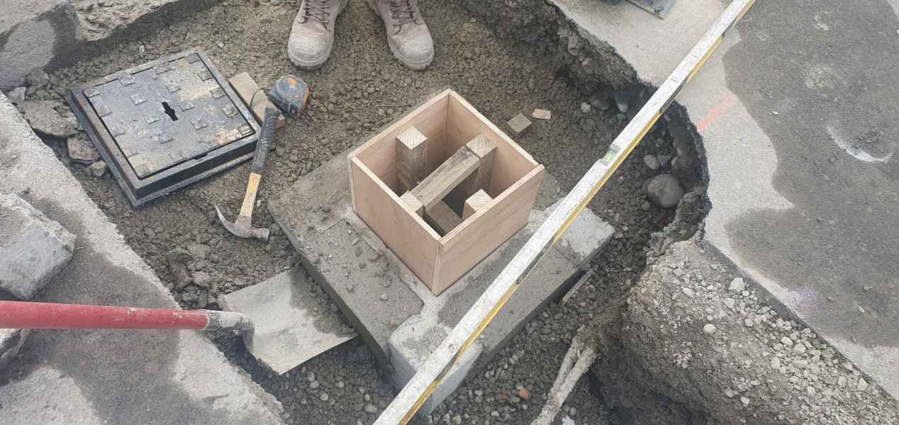 New drainage chamber built into a Christchurch footpath